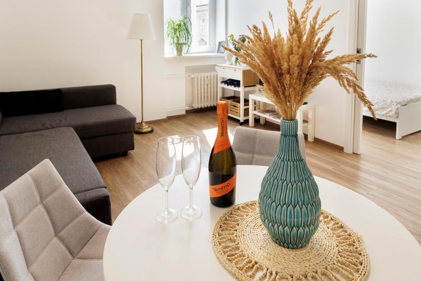 Boutique Flat In Old Town Apartment Bratislava Bagian luar foto