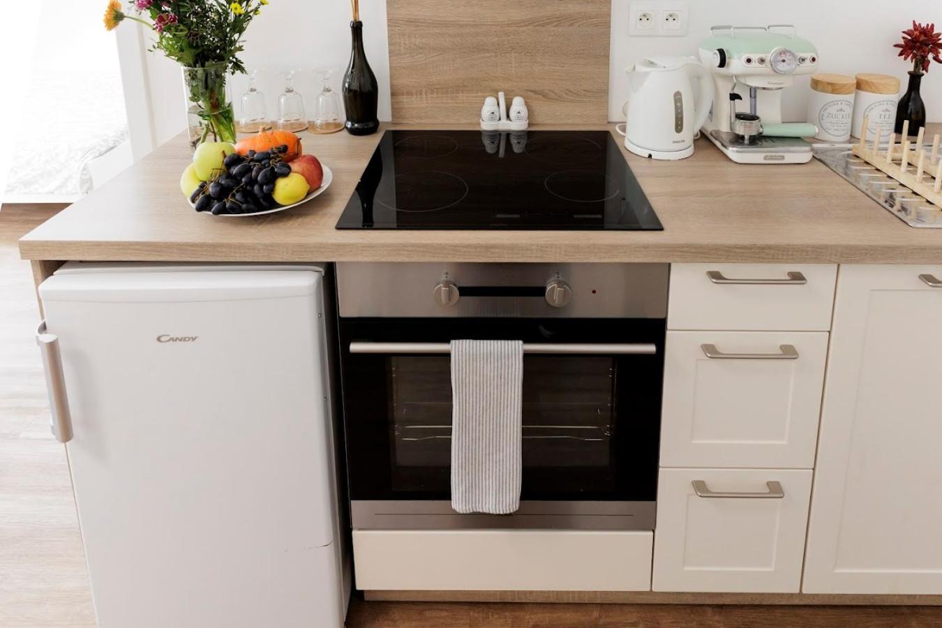 Boutique Flat In Old Town Apartment Bratislava Bagian luar foto