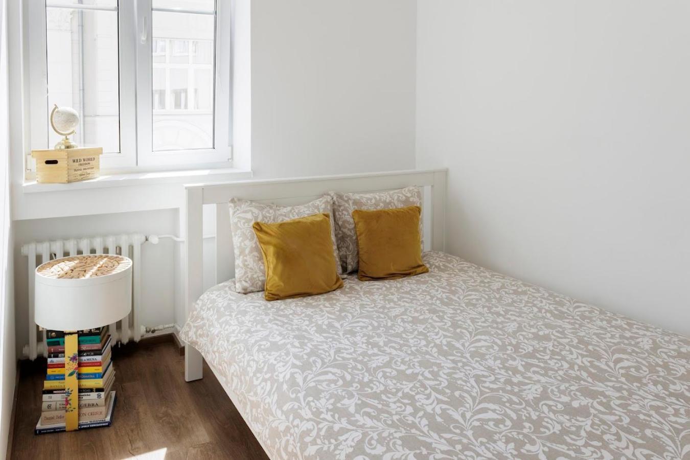 Boutique Flat In Old Town Apartment Bratislava Bagian luar foto